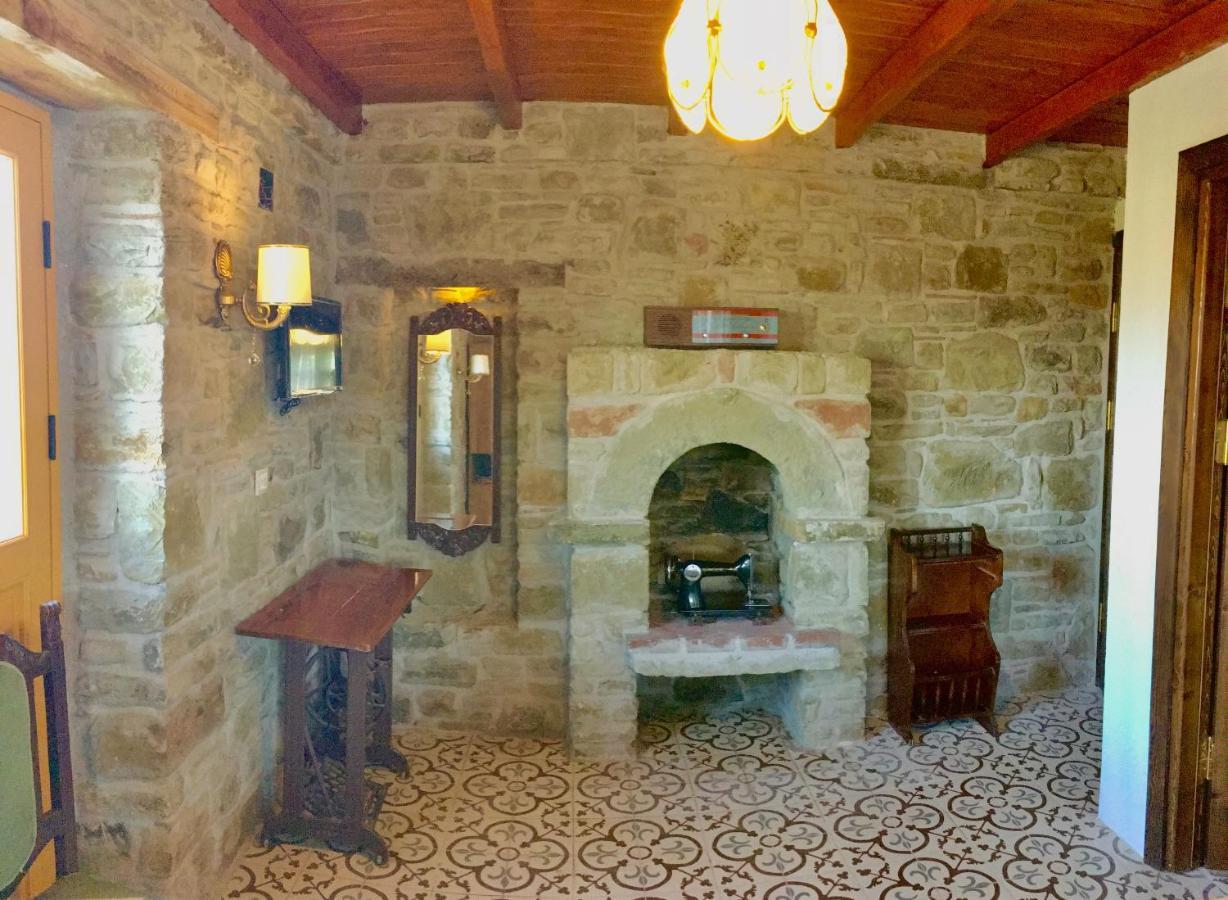 Sari Keci Tas Otel Имврос Экстерьер фото