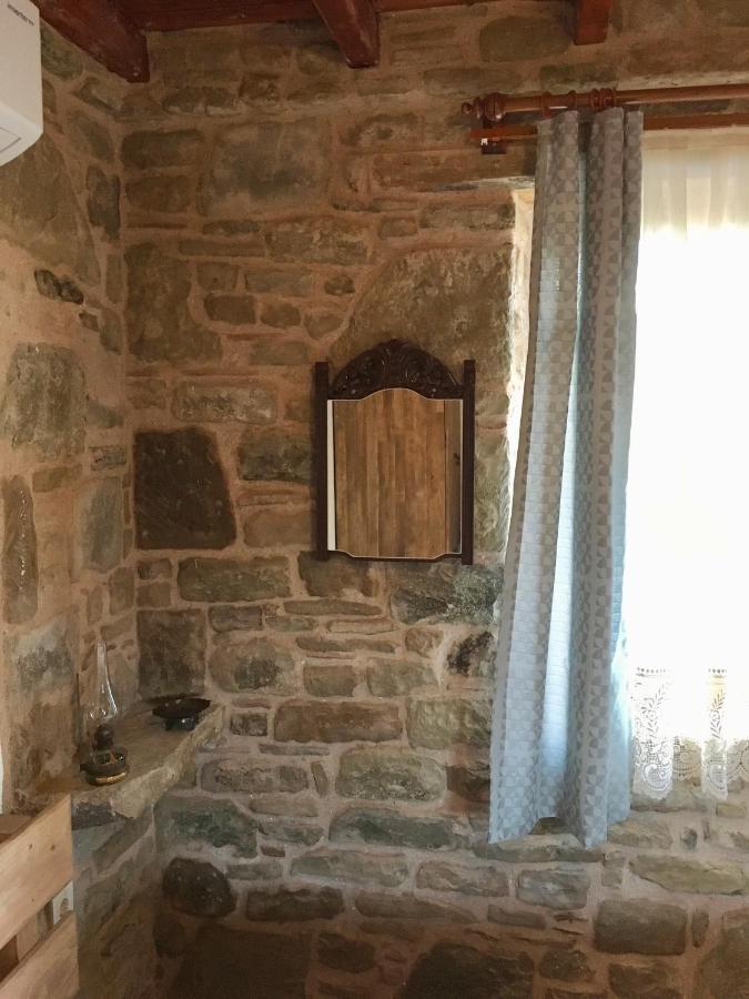 Sari Keci Tas Otel Имврос Экстерьер фото
