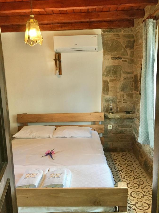 Sari Keci Tas Otel Имврос Экстерьер фото