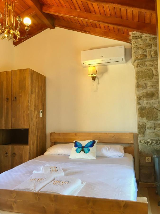 Sari Keci Tas Otel Имврос Экстерьер фото