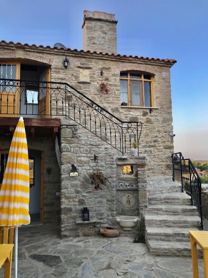 Sari Keci Tas Otel Имврос Экстерьер фото