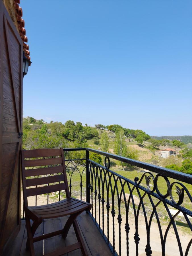 Sari Keci Tas Otel Имврос Экстерьер фото