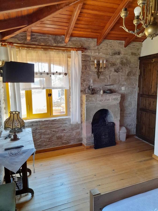 Sari Keci Tas Otel Имврос Экстерьер фото