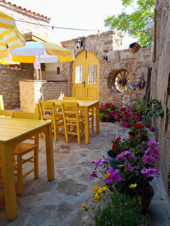Sari Keci Tas Otel Имврос Экстерьер фото